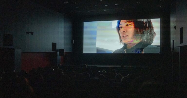映画祭会場のスクリーン